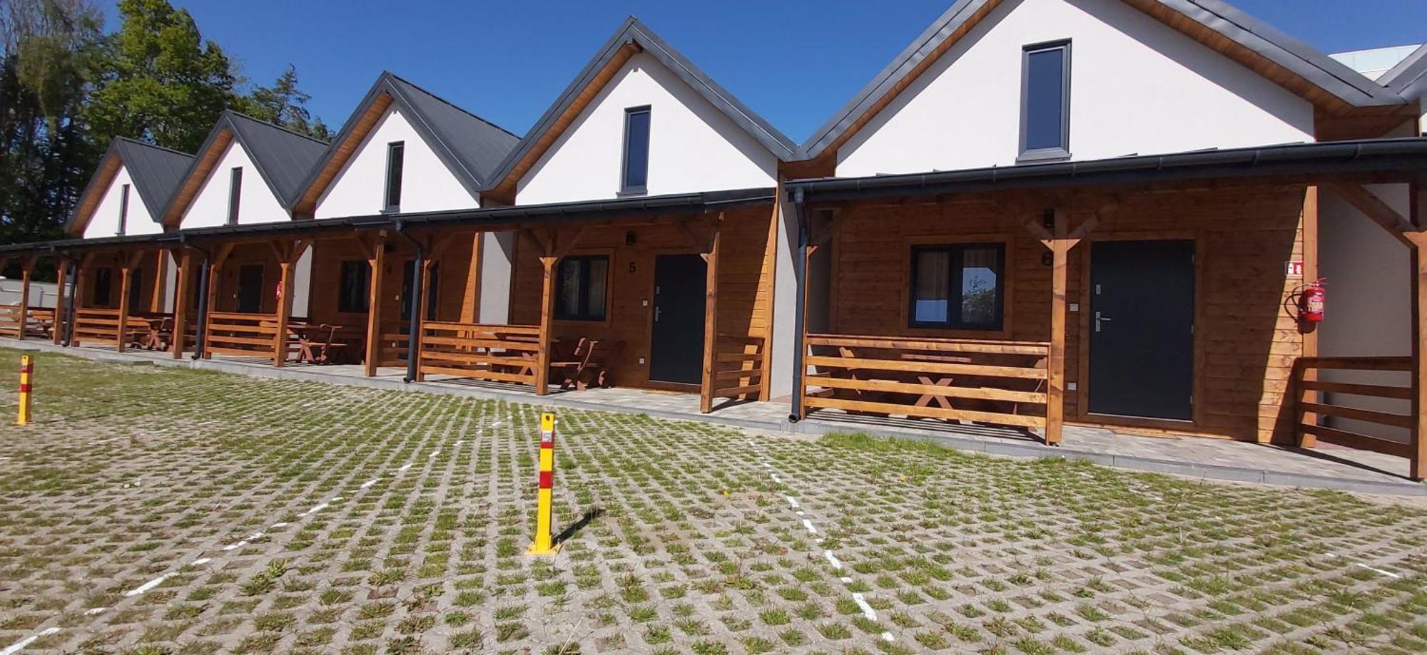 Camping Klif-Nowe Klimatyzowane Domki, 400M Od Centrum Rewala, 30M Od Morza Trzęsacz 外观 照片