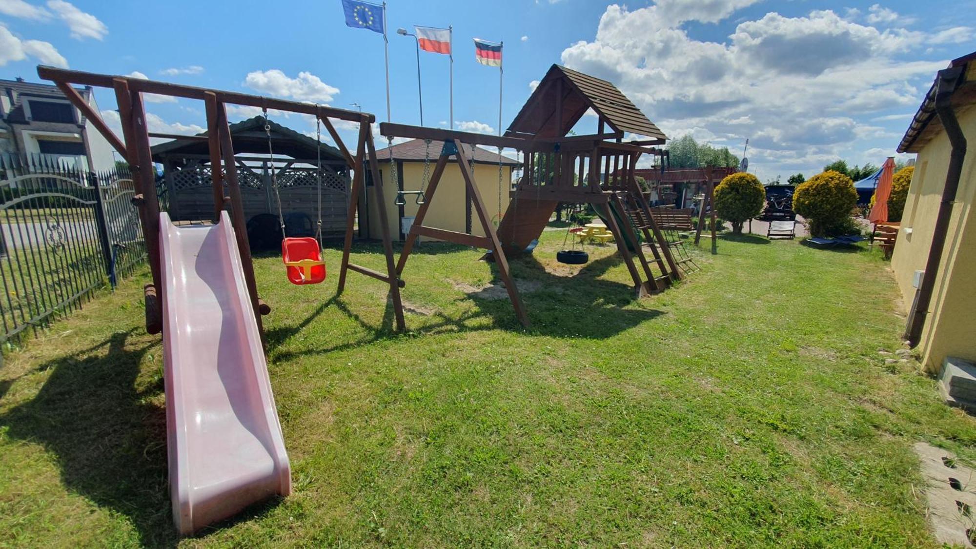 Camping Klif-Nowe Klimatyzowane Domki, 400M Od Centrum Rewala, 30M Od Morza Trzęsacz 外观 照片